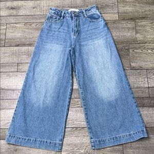 Q2 Premium Denim High Waisted Wide-leg or flare jeans